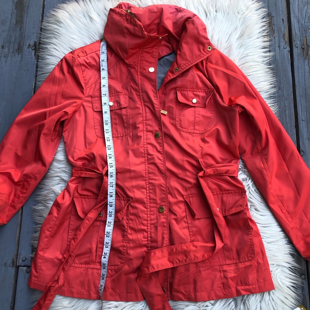 Ellen Tracy Hooded Belted Coral Pink Red Utility Jacket Windbreaker size PM - Picture 13 of 14